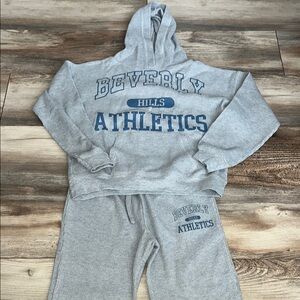 Girls size 10/12 Beverly Hills Athletics Gray Hoodie and Sweatpants Set